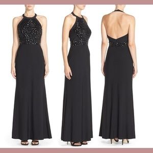 NWT $358 JS Collections [ 6 ] Embellished Jersey‎ Halter Gown in Black